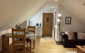 The Loft - Beautiful Countryside Apartment